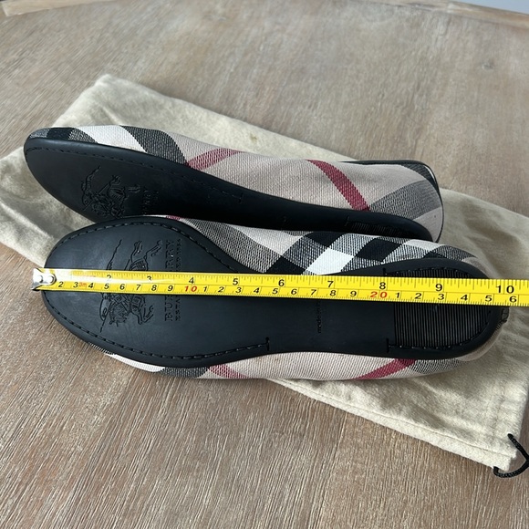 Burberry Ballet Flats 39 8.5 - Picture 5 of 7
